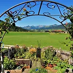 Gaestehaus Schoenfeld Affittacamere 4*