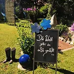 Gaestehaus Schoenfeld 4*