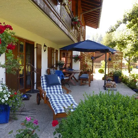 Gaestehaus Schoenfeld 3*