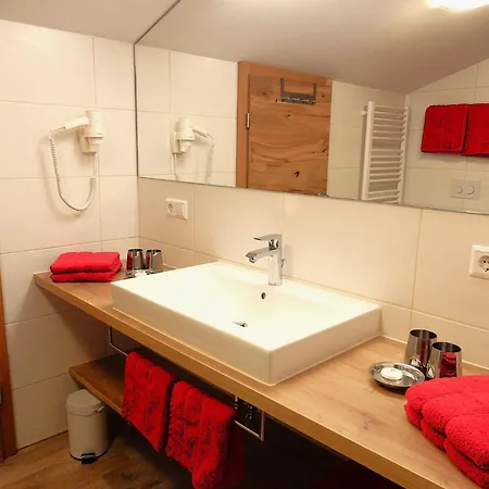 Gaestehaus Schoenfeld 4* Reit im Winkl