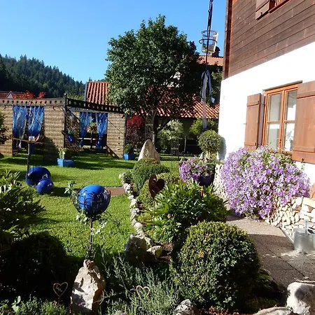 Gaestehaus Schoenfeld 3*