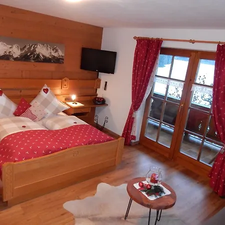 Gaestehaus Schoenfeld Guest house 3*