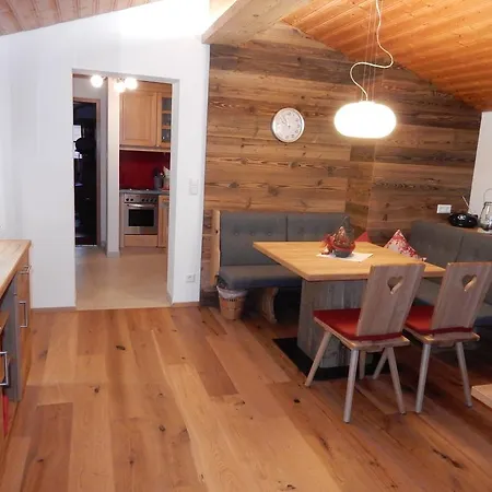 Gaestehaus Schoenfeld 3*