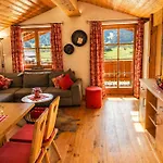Gaestehaus Schoenfeld Penzion 4*