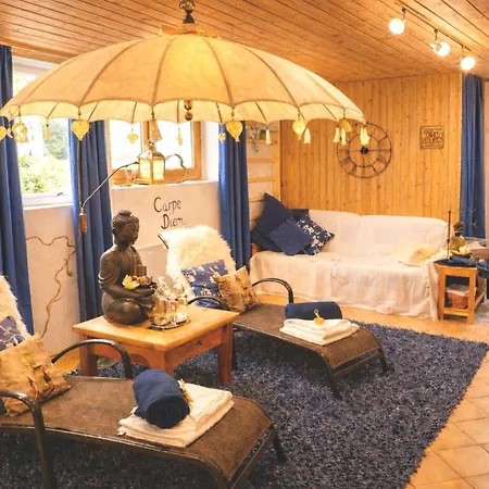 Gaestehaus Schoenfeld 4* רייט אים וינקל