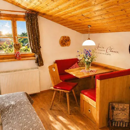 Penzion Gaestehaus Schoenfeld Reit im Winkl