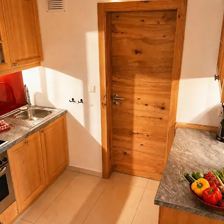 בית הארחה Gaestehaus Schoenfeld 4*