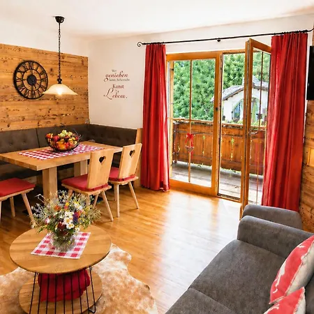 Gaestehaus Schoenfeld Penzion Reit im Winkl